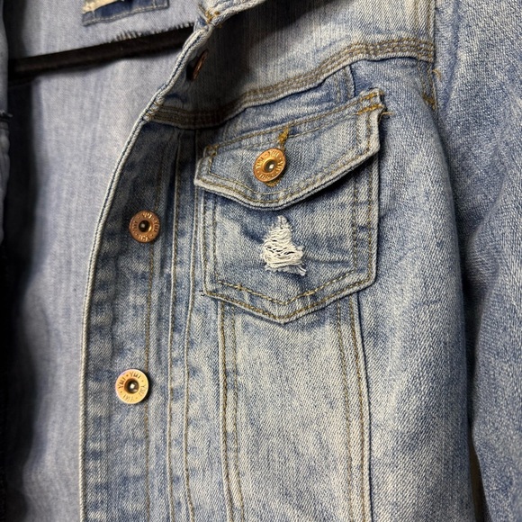 YMI Light Blue Denim Cropped Jean Jacket – Distressed Pocket, Size Large - Picture 3 of 5